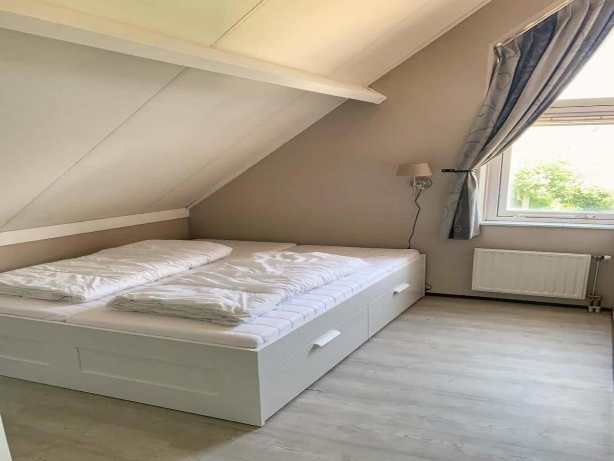 Vakantiehuis Pleasant With Garden